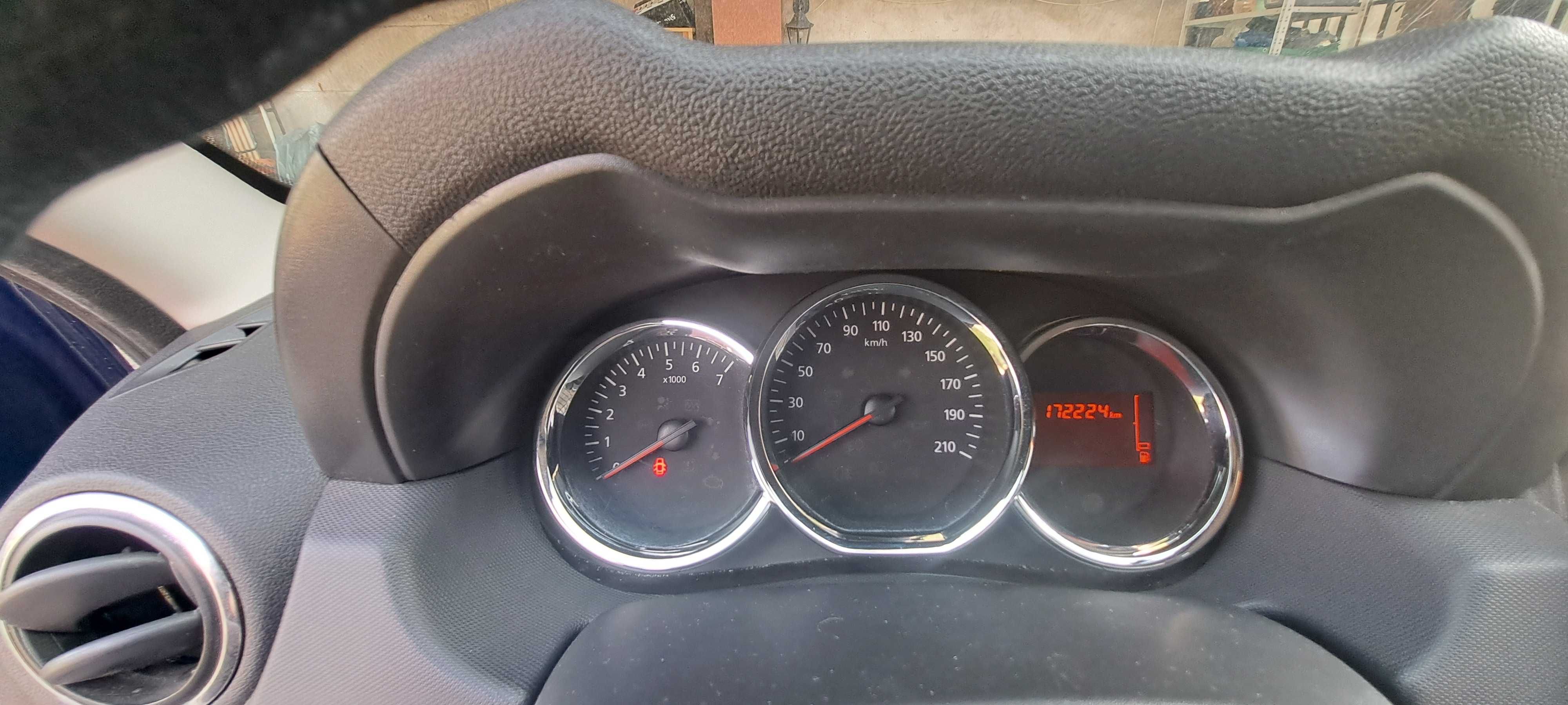 Dacia-Duster 2014