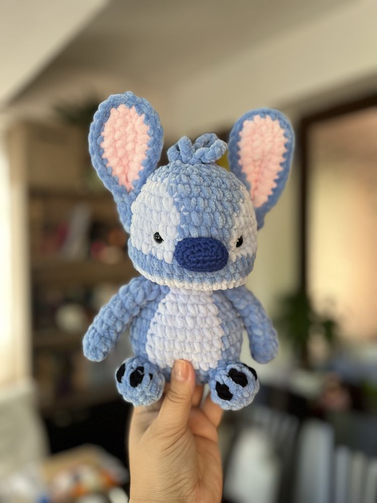 Стич плетена играчка