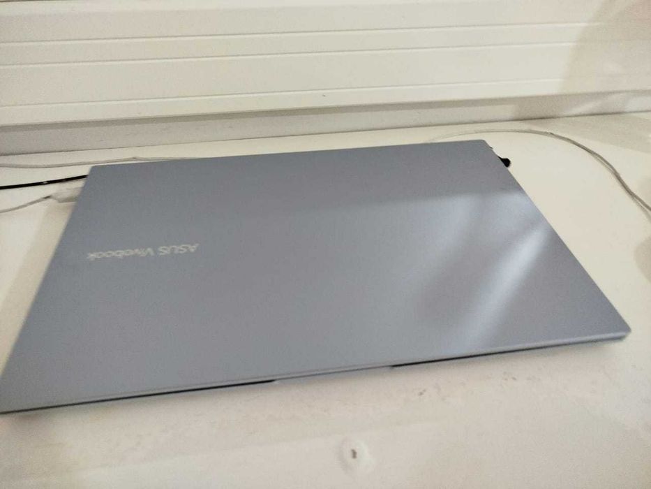 Продам   Ноутбук   Асус   Купил   Не   Давно