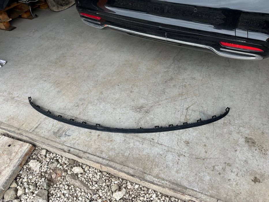 лайсна задна броня за audi a8 d5