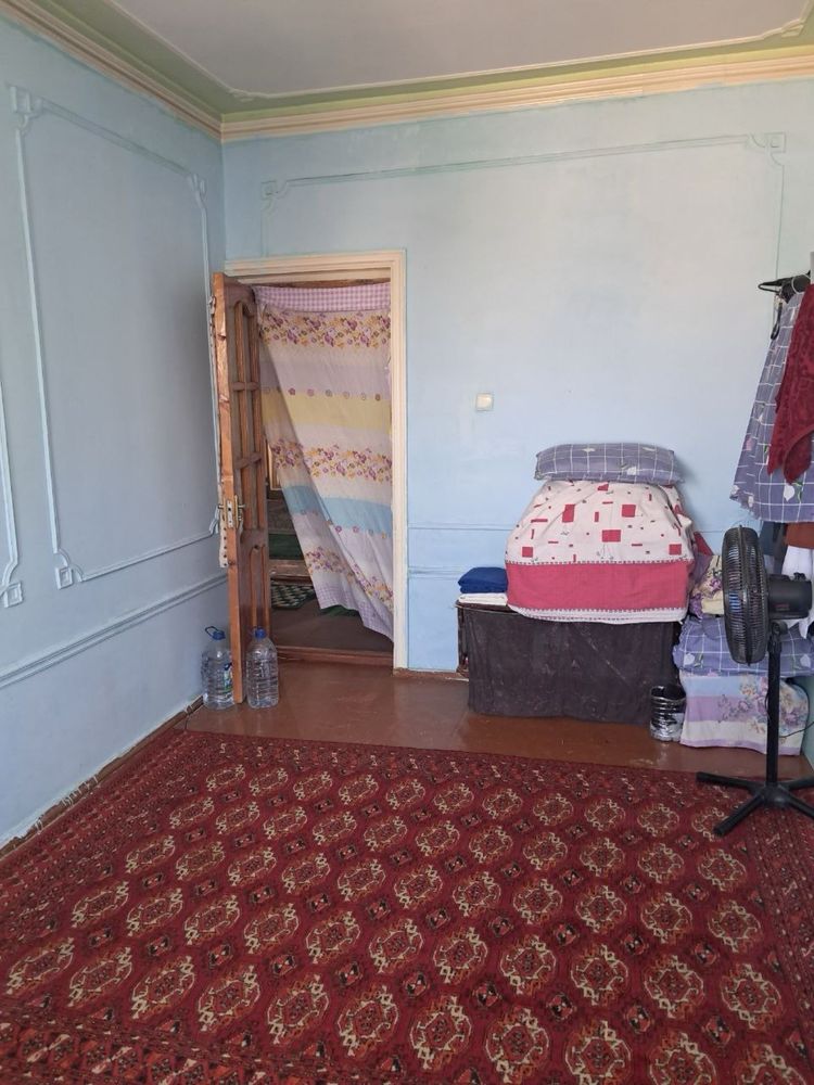 Uchtypa tumani algaretim daha 2 xonali uy sotiladi