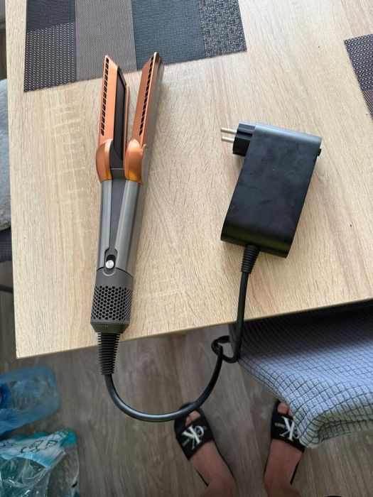 Dyson airstrait ca nou