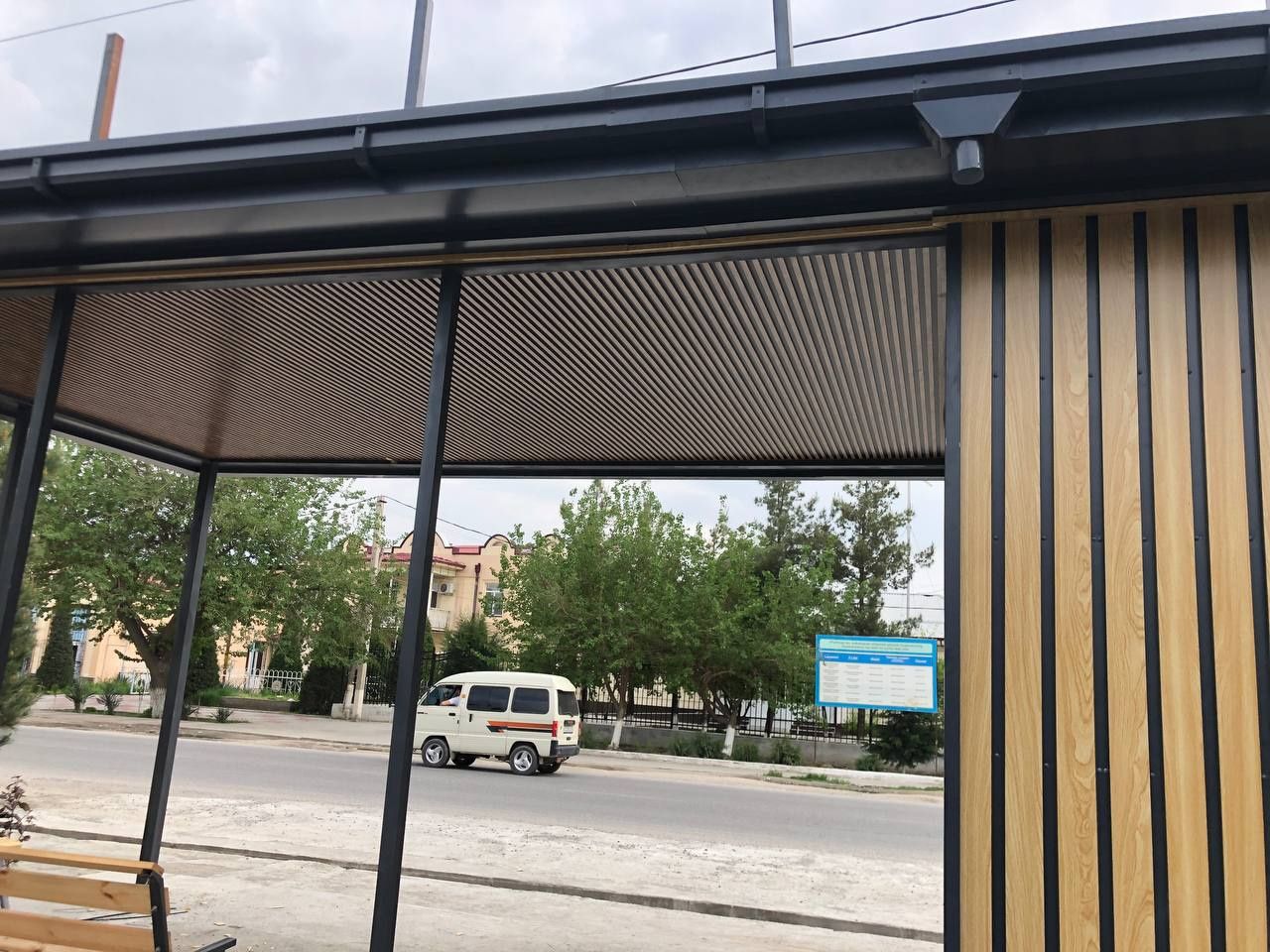 Astanofka va yahna ichimliklar va savdo dukoni sotiladi hamma hujatlar