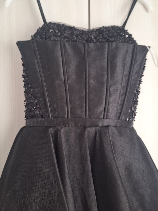 Rochie scurta cu trena pentru 14 ani