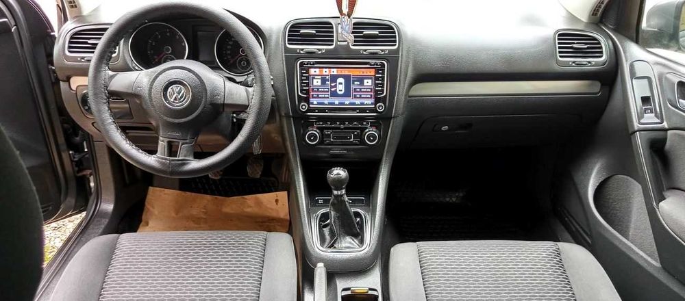 VW GOLF 6 1.4 BENZINA *kLIMATRONIC*Incalzire in scaune#Navigatie Color