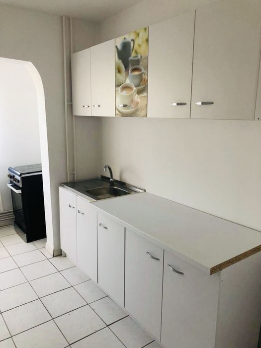 Dau in chirie apartament 2 camere strada Tulcea Intre Lacuri