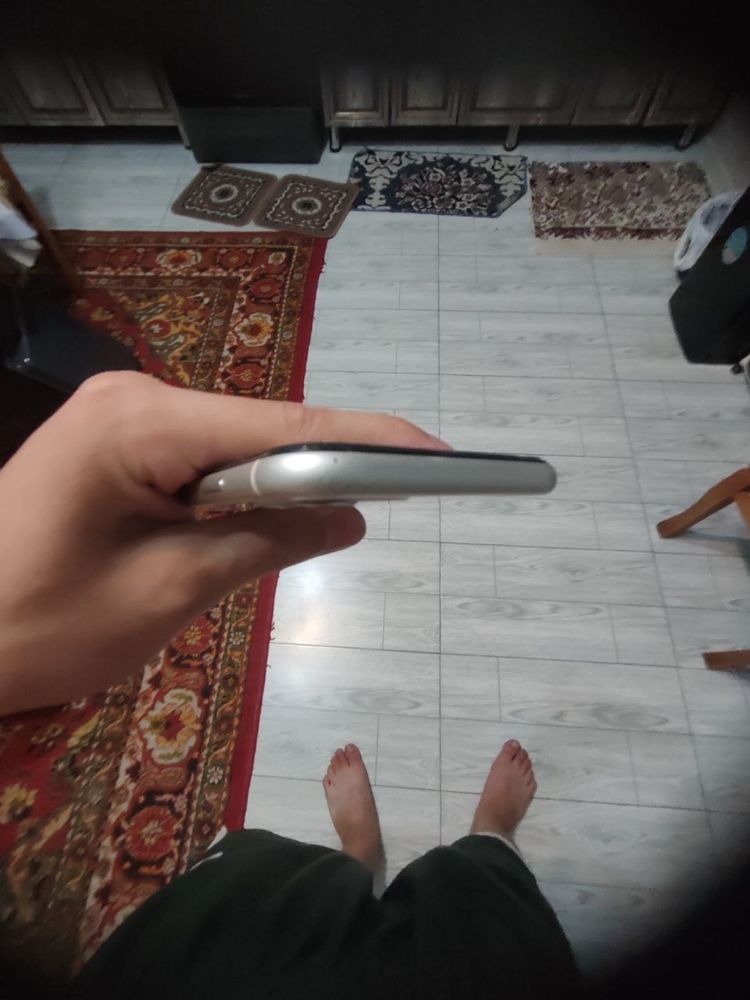 iphone 11 sotladi 73% yomks