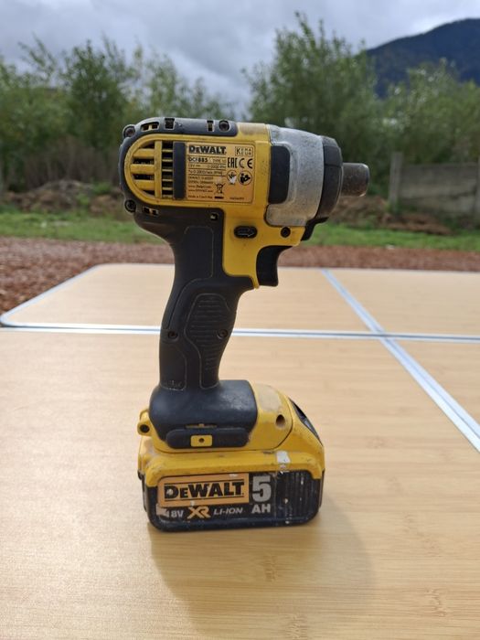 Dewalt 18v  original cu acumulator inclus
