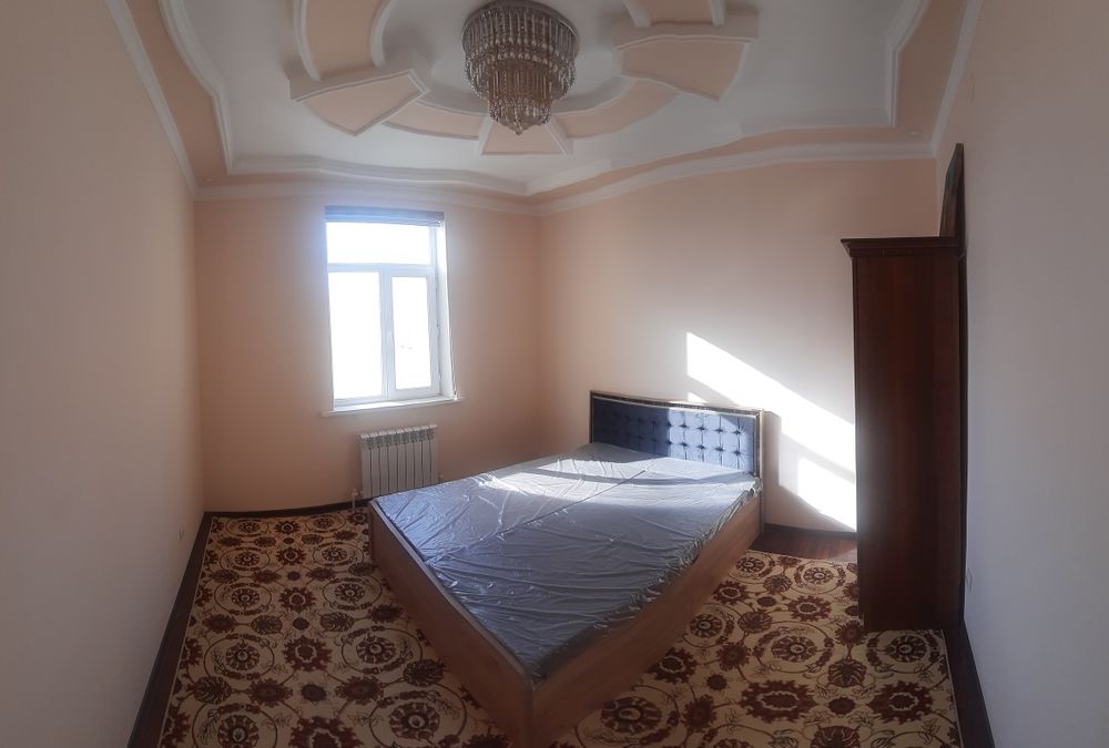 Продаётся двухкомнатная квартира в центре города. Возможен обмен