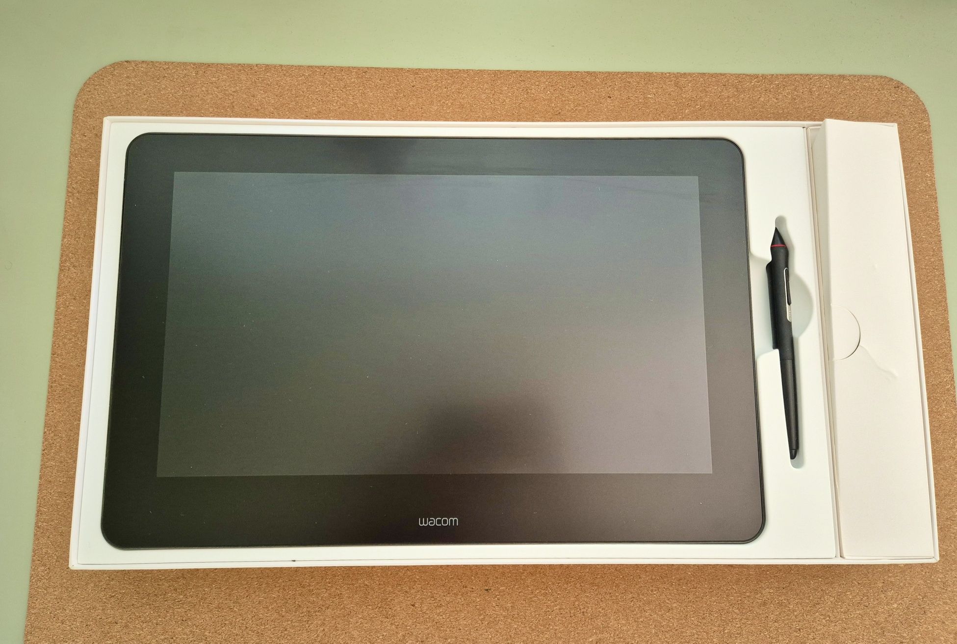 Графичен таблет Wacom Cintiq Pro 16"