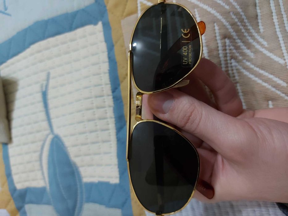 Продавам 11 слънчеви очила