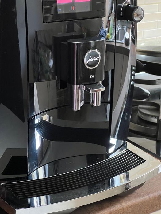 Jura E6 Piano Black