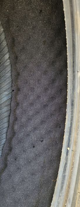 Шины зимние отличным состояние