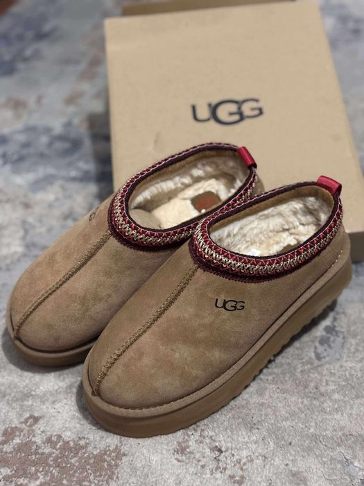 UGG tzz original. Noi fara eticheta.