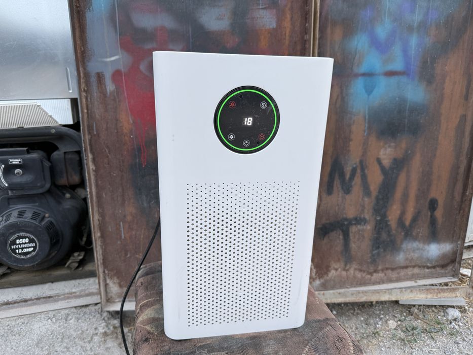 * очиститель воздуха (требуется не большой ремонт)