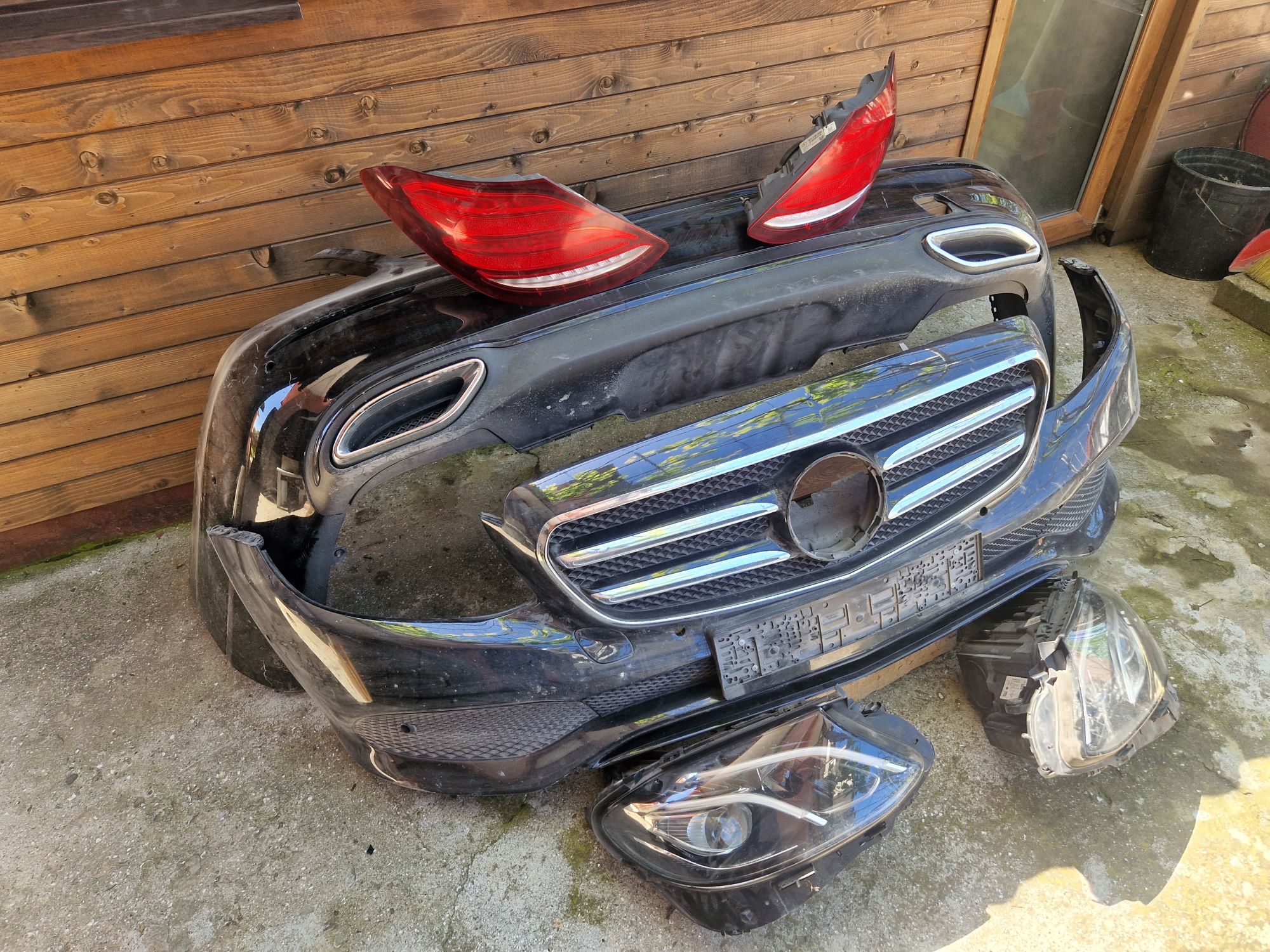 Mercedes w213 брони,фарове,стопове