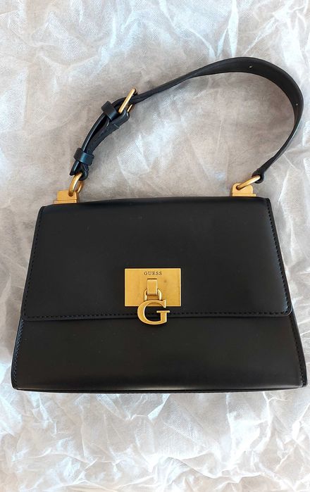 Чанта Guess новa