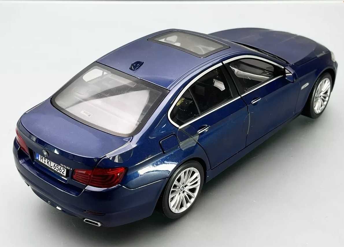 BMW 550i NOREV Умален модел от метал в мащаб 1:18