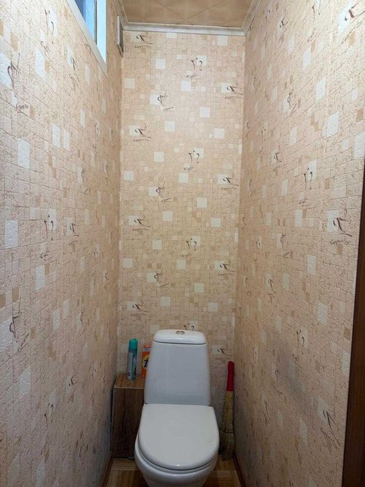 Продается 2 комнатная в 4 мкр