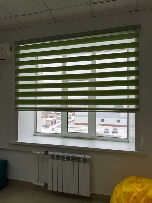 Продаются рулонные шторы (жалюзи)