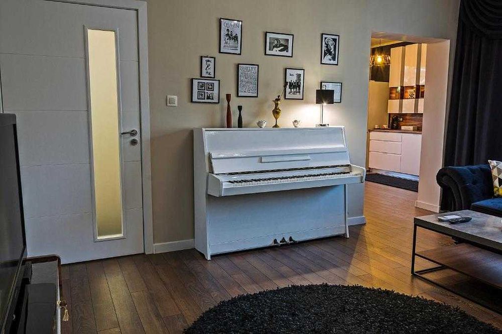 Луксозен апартамент в район Център