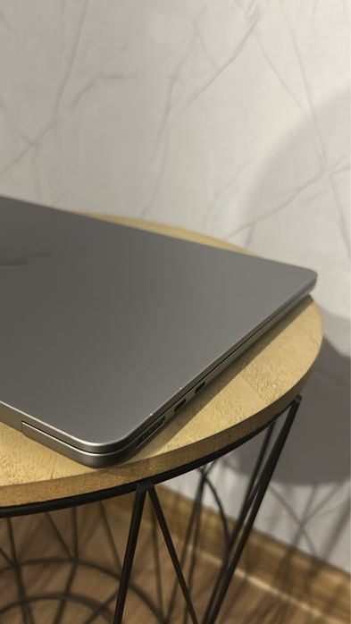 * РАЗПРОДАЖБА * MacBook Air M2 2022