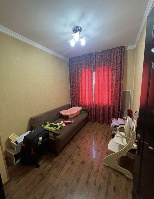 Продаётся на Карасу-6 5ком