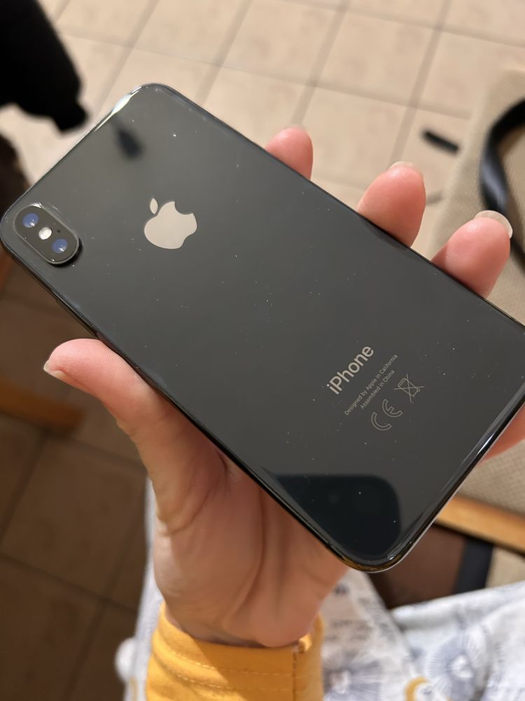 Продавам Iphone X