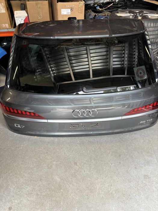 Audi Q7 4M Facelift заден капак