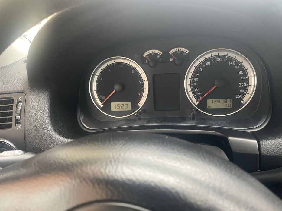 Vand bora 16 16 valve pret 1550 €