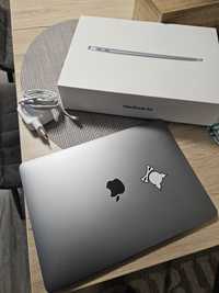 Laptop MacBook Air 2020,M1, 256Gb,cu toate accesoriile cu care a venit