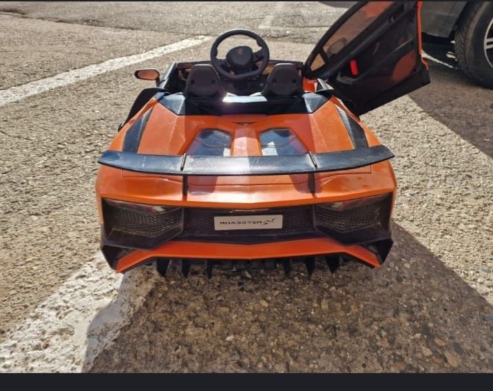 Masina electrica Lamborghini copiii
