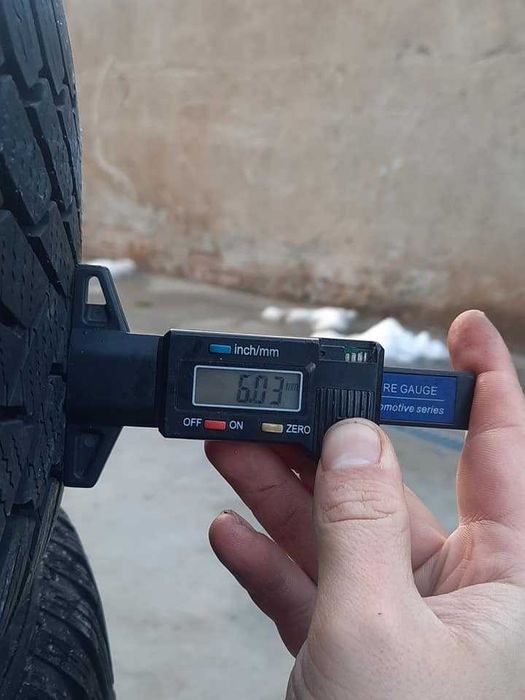 4 Броя 205/55/16 Continental 2x6mm 2x5,5mm