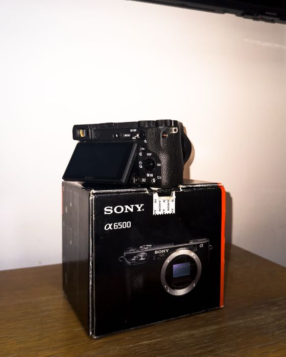 Camera Sony a6500 4K + obiectiv Sony 28-70mm FE