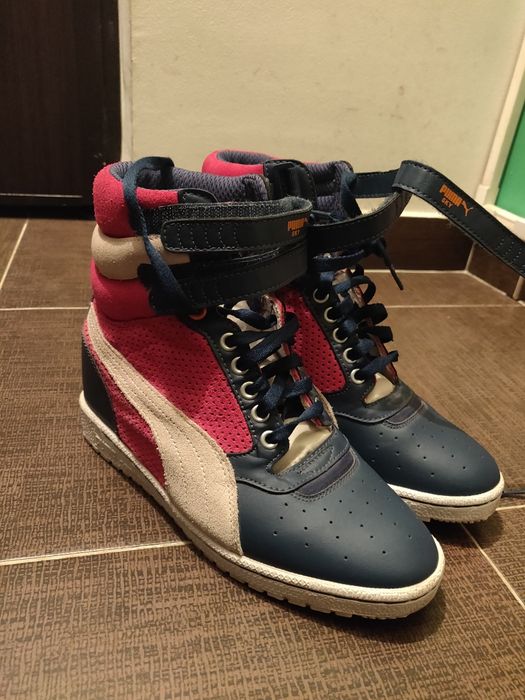 Vand adidași (ghete) Puma (damă) platformă, marime 39