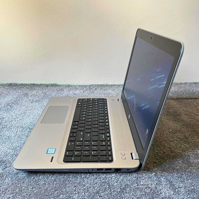 15.6'' HP Probook 450 G4 - 512GB SSD, core i5-7200u, 8GB RAM
