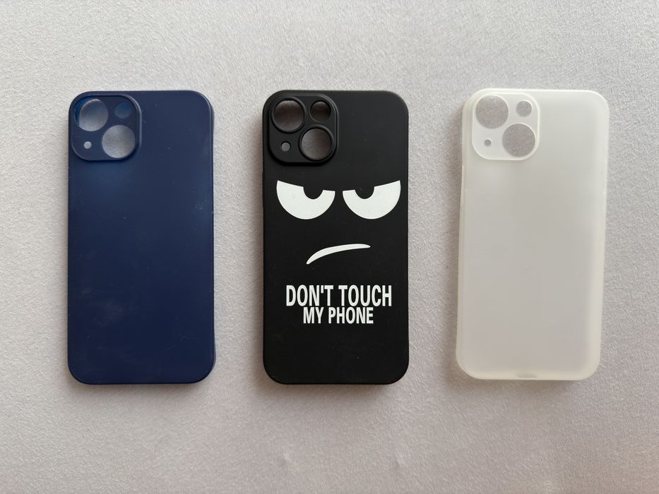 Vând huse iPhone 13 mini stare excelentă