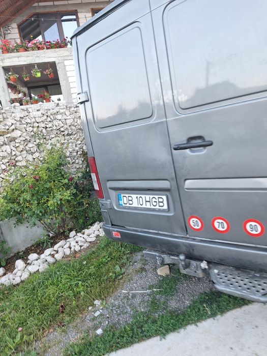 Mercedes sprinter 208