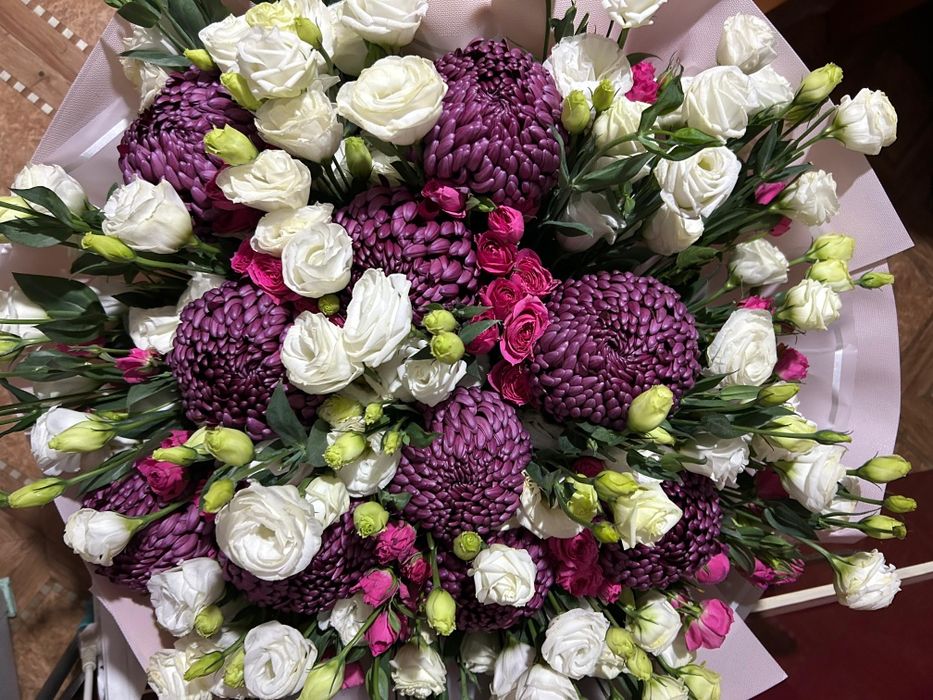 Свежий әдемі гүл