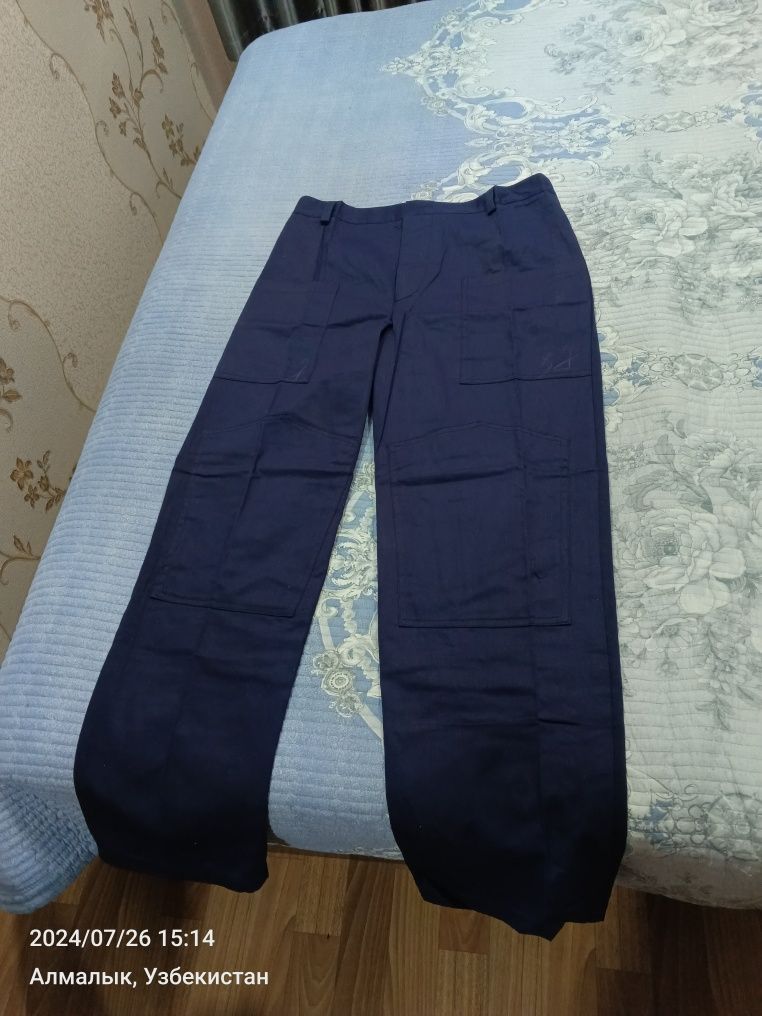 Продаётся спецовка новая