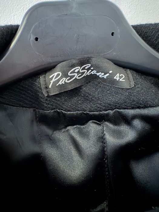 Palton negru aproape nou