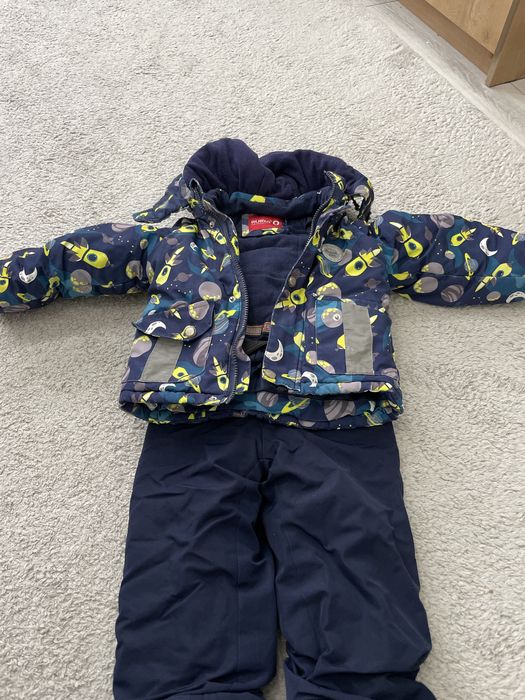 Продам детский зимний костюм 74 см.