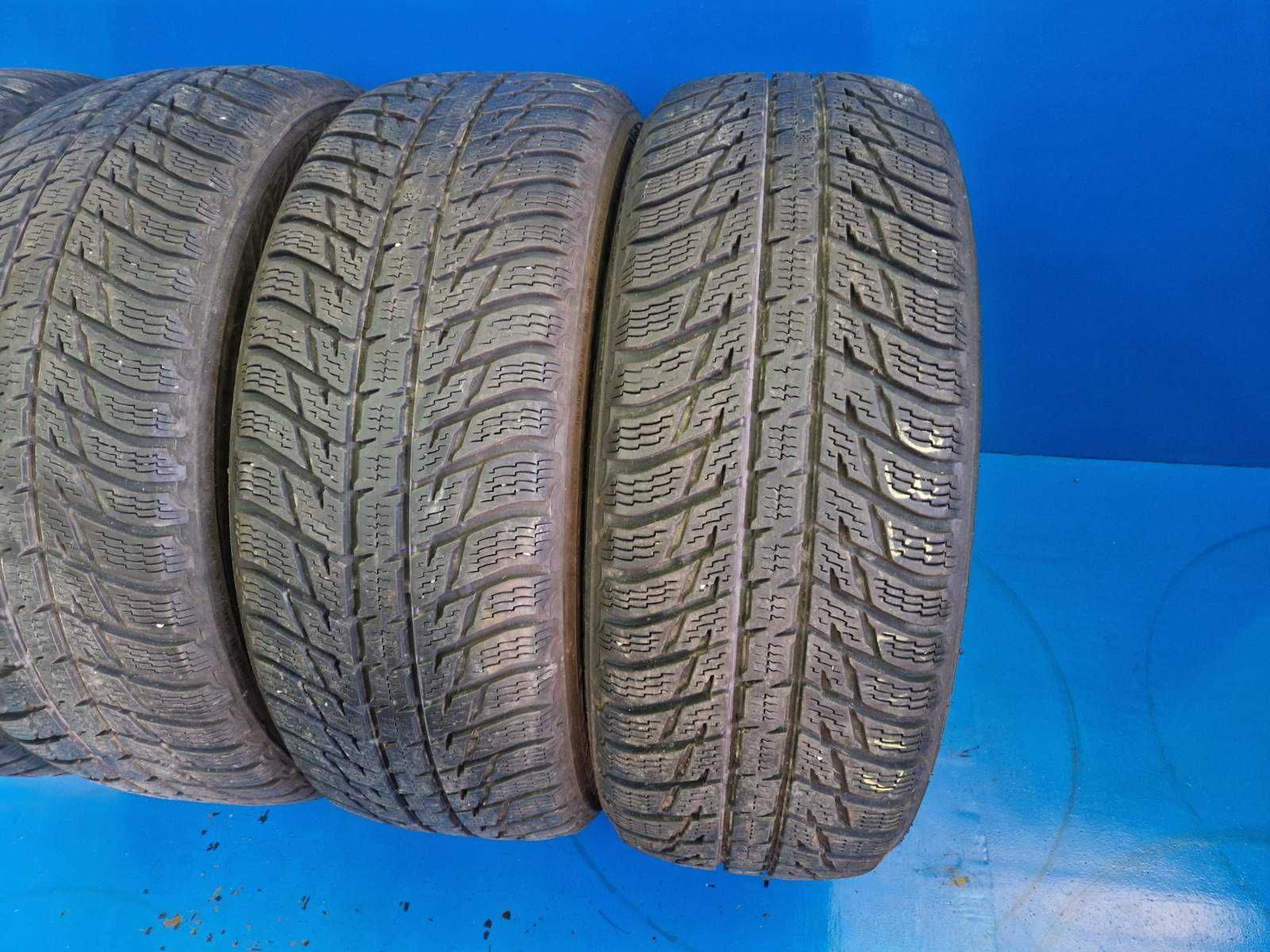 4 Nokian R17 235/60
зимни гуми DOT4717