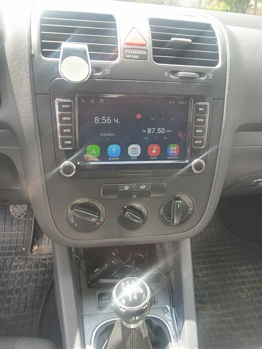 Голф 5 продавам, всичко платено