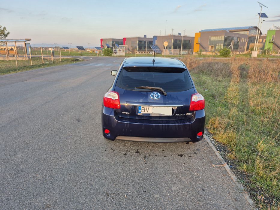 Toyota Auris 2011 Hybrid
