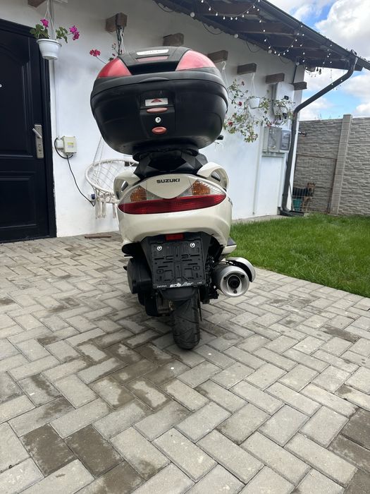 Suzuki Burgman 200