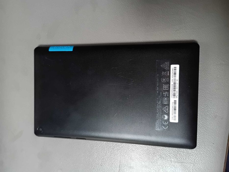 Tableta Lenovo TB3-710F, 7" IPS, 16GB