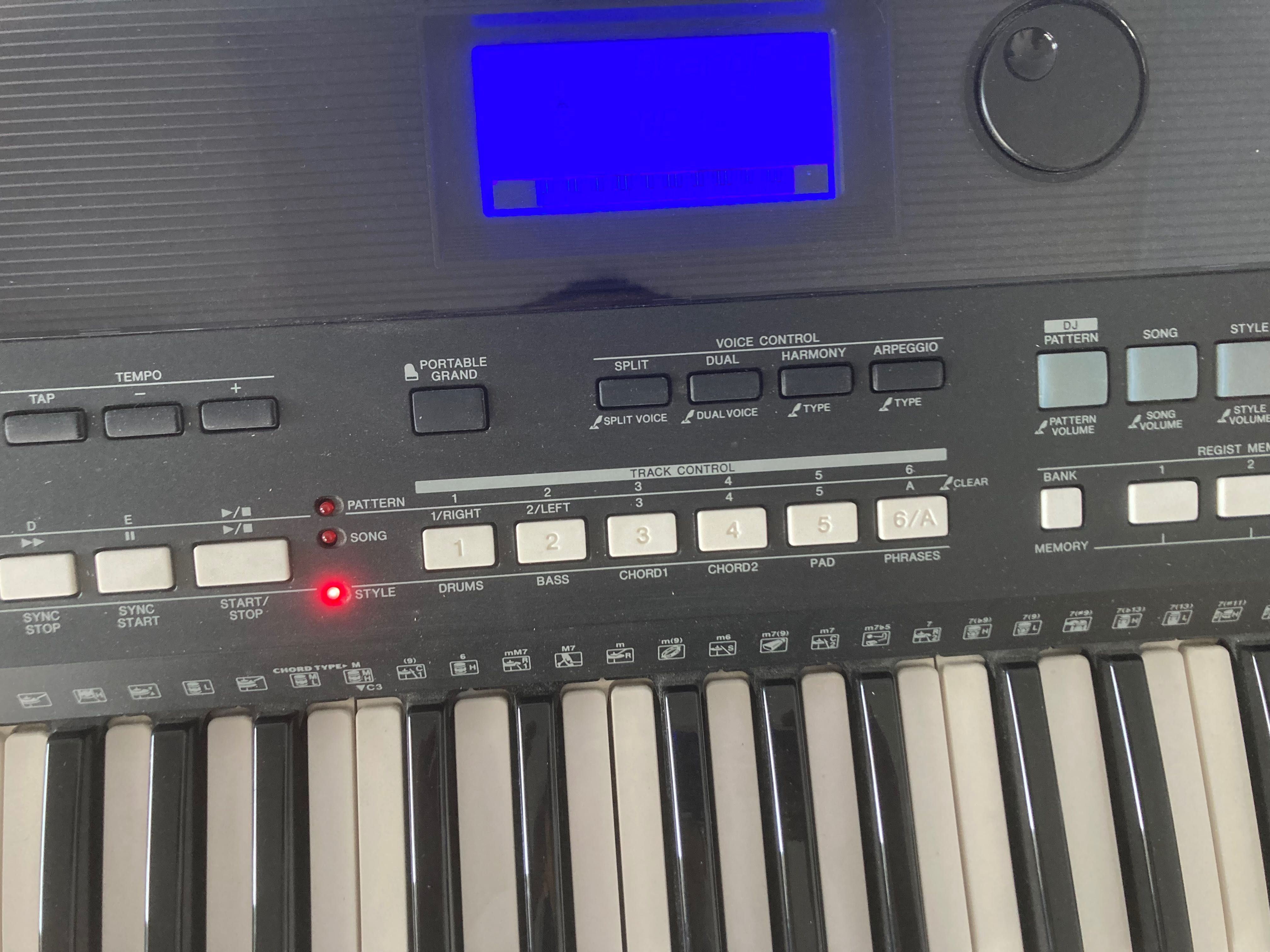 Синтезатор Yamaha