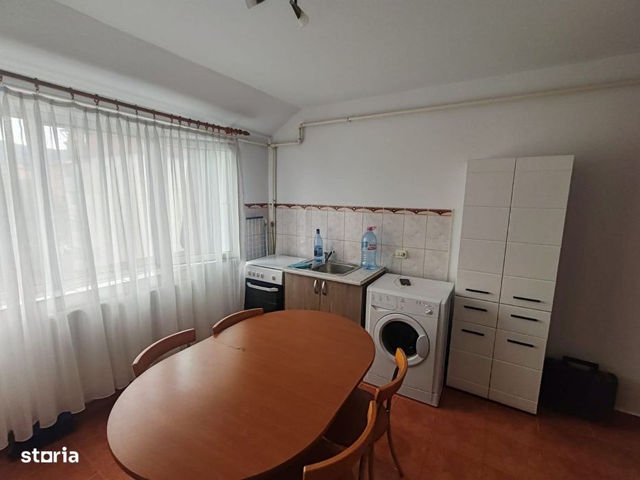 Apartament o camera 35 mp - etaj 5 - Bradet