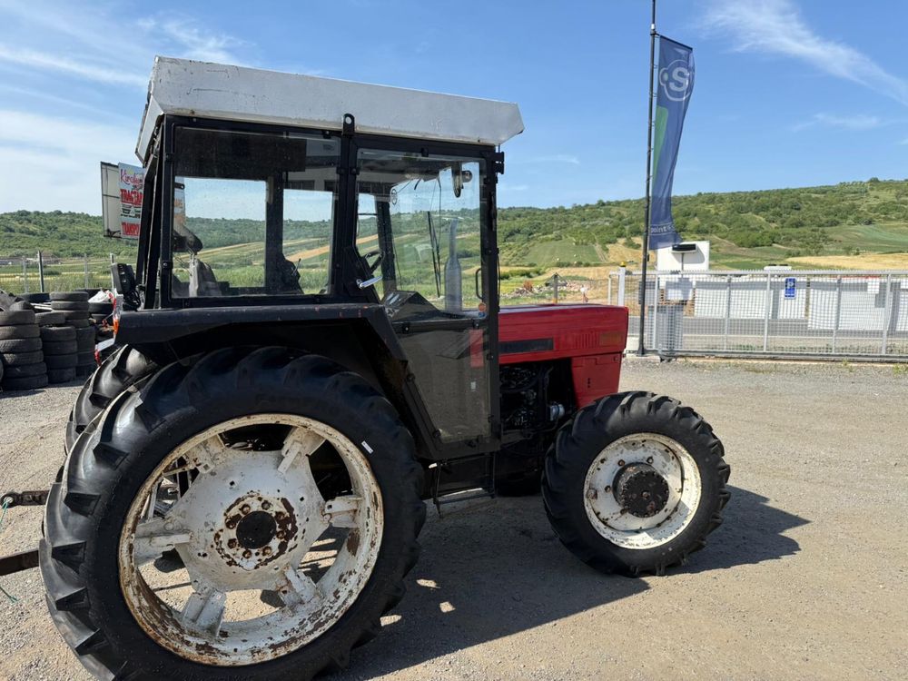 Universal UTB 640 DTC